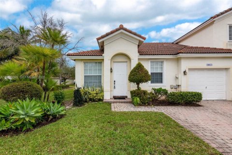 Adosado en venta en Miramar, Florida, 3 dormitorios, 123 m2 № 2017718 - foto 2