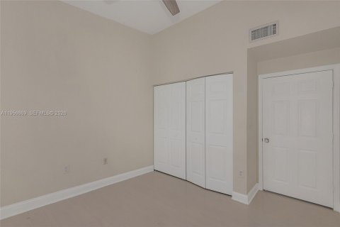 Adosado en venta en Miramar, Florida, 3 dormitorios, 123 m2 № 2017718 - foto 26