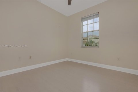 Adosado en venta en Miramar, Florida, 3 dormitorios, 123 m2 № 2017718 - foto 29