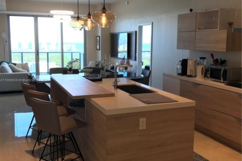 Condo in North Miami Beach, Florida, 3 bedrooms  № 1715081 - photo 16