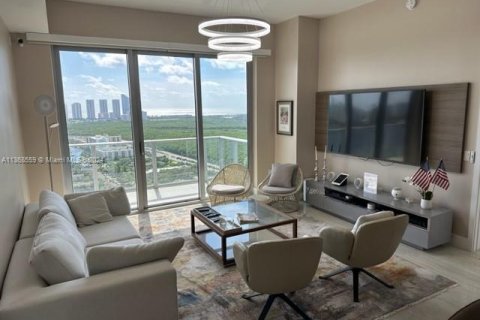 Condo in North Miami Beach, Florida, 3 bedrooms  № 1715081 - photo 26