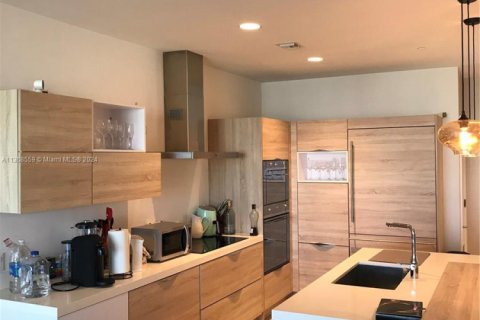 Condo in North Miami Beach, Florida, 3 bedrooms  № 1715081 - photo 15