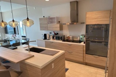 Condo in North Miami Beach, Florida, 3 bedrooms  № 1715081 - photo 30