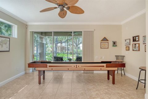 Condominio en venta en Lakewood Ranch, Florida, 2 dormitorios, 167.6 m2 № 1822380 - foto 9
