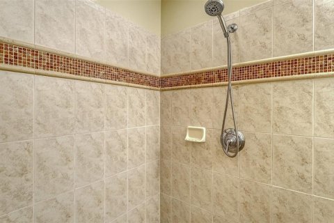 Condominio en venta en Lakewood Ranch, Florida, 2 dormitorios, 167.6 m2 № 1822380 - foto 25