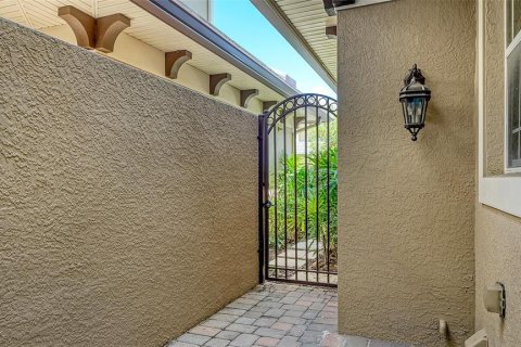 Condominio en venta en Lakewood Ranch, Florida, 2 dormitorios, 167.6 m2 № 1822380 - foto 29