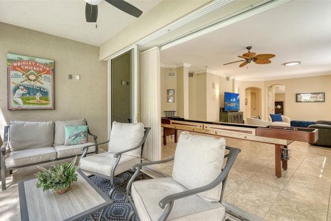Condominio en venta en Lakewood Ranch, Florida, 2 dormitorios, 167.6 m2 № 1822380 - foto 16