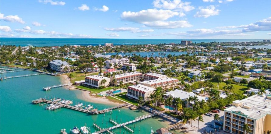 Adosado en Fort Pierce, Florida 2 dormitorios, 100.24 m2 № 1054819
