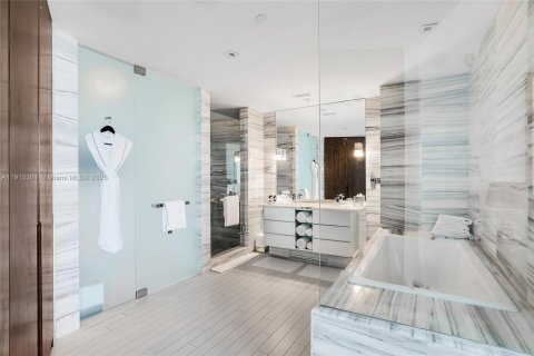 Copropriété à vendre à Miami Beach, Floride: 1 chambre, 86.68 m2 № 1969414 - photo 11