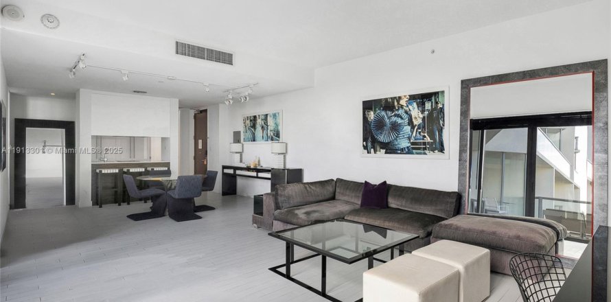 Condo à Miami Beach, Floride, 1 chambre № 1969414
