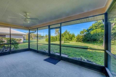 House in Venice, Florida 3 bedrooms, 147.53 sq.m. № 1792712 - photo 4