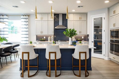 Villa ou maison à vendre à Apopka, Floride: 5 chambres, 323.76 m2 № 1768973 - photo 3