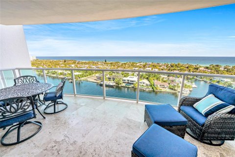 Condo in Aventura, Florida, 2 bedrooms  № 1953388 - photo 10