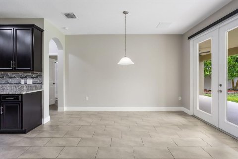 Casa en venta en Orlando, Florida, 5 dormitorios, 279.64 m2 № 1811048 - foto 9