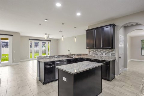 Casa en venta en Orlando, Florida, 5 dormitorios, 279.64 m2 № 1811048 - foto 8