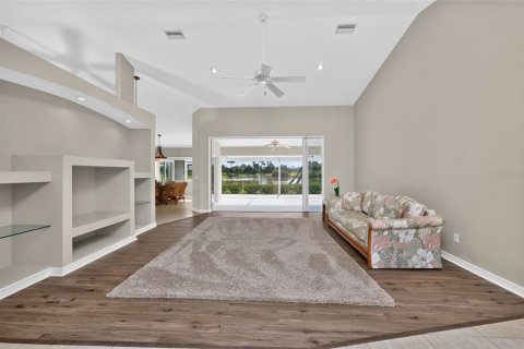 Villa ou maison à vendre à Rotonda, Floride: 3 chambres, 222.22 m2 № 2302784 - photo 8