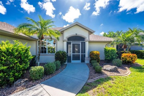 Villa ou maison à vendre à Rotonda, Floride: 3 chambres, 222.22 m2 № 2302784 - photo 3
