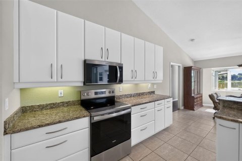 Villa ou maison à vendre à Rotonda, Floride: 3 chambres, 222.22 m2 № 2302784 - photo 15