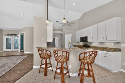 Villa ou maison à vendre à Rotonda, Floride: 3 chambres, 222.22 m2 № 2302784 - photo 13