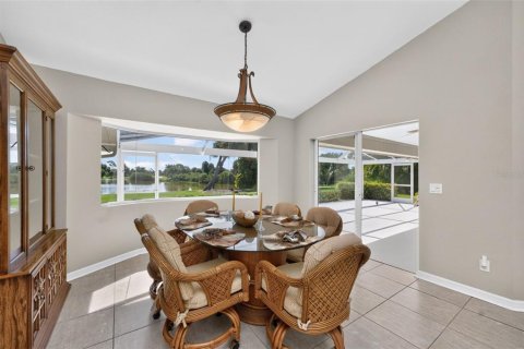 Villa ou maison à vendre à Rotonda, Floride: 3 chambres, 222.22 m2 № 2302784 - photo 10