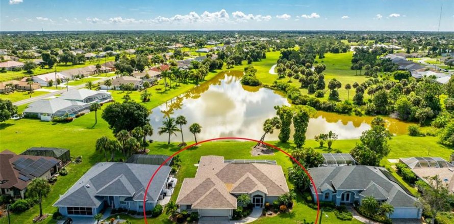 Villa ou maison à Rotonda, Floride 3 chambres, 222.22 m2 № 2302784