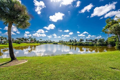Villa ou maison à vendre à Rotonda, Floride: 3 chambres, 222.22 m2 № 2302784 - photo 5