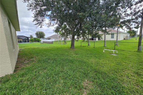 Casa en venta en Cape Coral, Florida, 3 dormitorios, 157.19 m2 № 2258282 - foto 22
