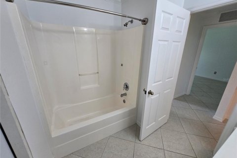 Casa en venta en Cape Coral, Florida, 3 dormitorios, 157.19 m2 № 2258282 - foto 17