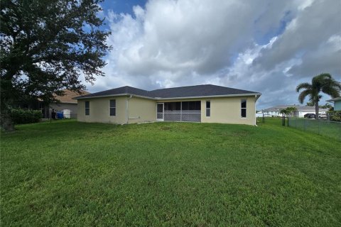 Casa en venta en Cape Coral, Florida, 3 dormitorios, 157.19 m2 № 2258282 - foto 24