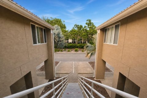 Copropriété à vendre à Tampa, Floride: 2 chambres, 111.11 m2 № 2111909 - photo 24