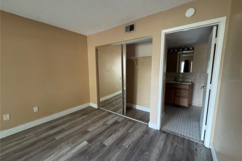 Condo in Ocala, Florida, 2 bedrooms  № 1909602 - photo 20