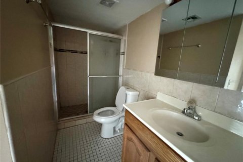 Condo in Ocala, Florida, 2 bedrooms  № 1909602 - photo 19