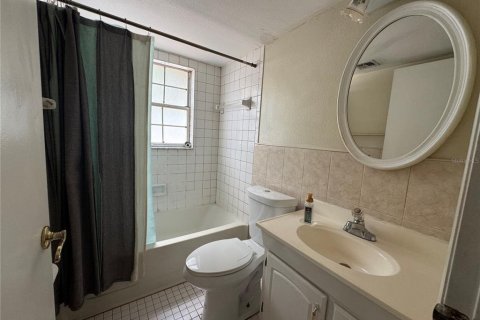 Condo in Ocala, Florida, 2 bedrooms  № 1909602 - photo 16
