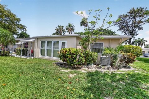 Copropriété à vendre à Boca Raton, Floride: 2 chambres, 123.75 m2 № 2069715 - photo 30