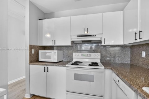 Copropriété à vendre à Boca Raton, Floride: 2 chambres, 123.75 m2 № 2069715 - photo 10