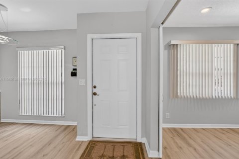 Copropriété à vendre à Boca Raton, Floride: 2 chambres, 123.75 m2 № 2069715 - photo 4