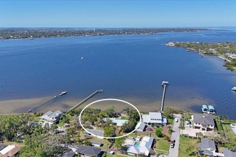 House in Palmetto, Florida 3 bedrooms, 223.99 sq.m. № 1572907 - photo 9