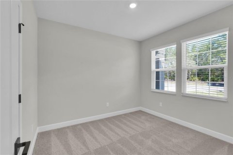 House in Palm Coast, Florida 4 bedrooms, 191.66 sq.m. № 1908153 - photo 13