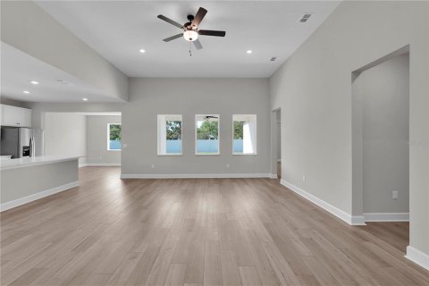 Casa en venta en Palm Coast, Florida, 4 dormitorios, 191.66 m2 № 1908153 - foto 4