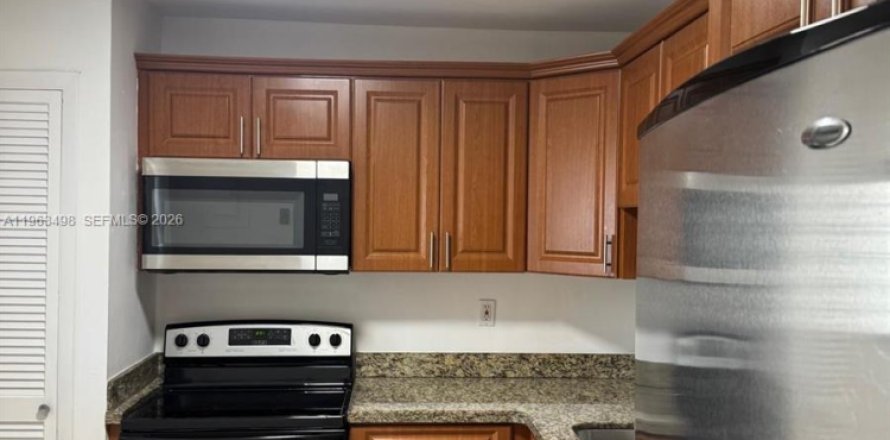 Condo à Miami, Floride, 1 chambre  № 2025813