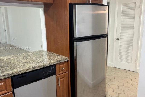 Copropriété à vendre à Miami, Floride: 1 chambre, 83.43 m2 № 2025813 - photo 3