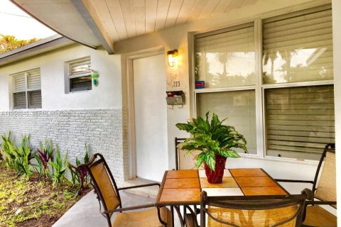 Casa en alquiler en Hallandale Beach, Florida, 3 dormitorios, 119.75 m2 № 2010569 - foto 28