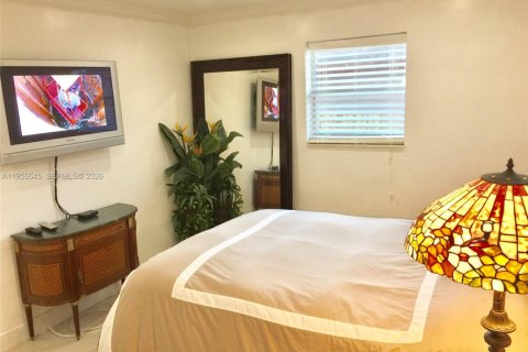 Casa en alquiler en Hallandale Beach, Florida, 3 dormitorios, 119.75 m2 № 2010569 - foto 30