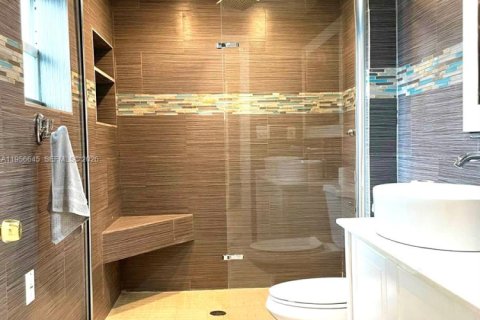 Casa en alquiler en Hallandale Beach, Florida, 3 dormitorios, 119.75 m2 № 2010569 - foto 20
