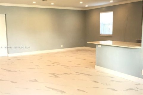 Casa en alquiler en Hallandale Beach, Florida, 3 dormitorios, 119.75 m2 № 2010569 - foto 26