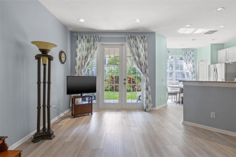 Adosado en venta en Tampa, Florida, 3 dormitorios, 166.48 m2 № 1718076 - foto 13