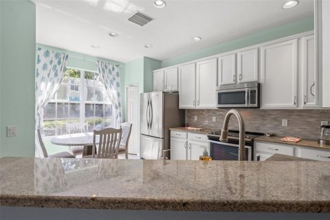 Adosado en venta en Tampa, Florida, 3 dormitorios, 166.48 m2 № 1718076 - foto 16