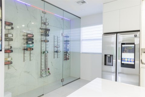 Casa en alquiler en Homestead, Florida, 5 dormitorios, 310.29 m2 № 1958580 - foto 6