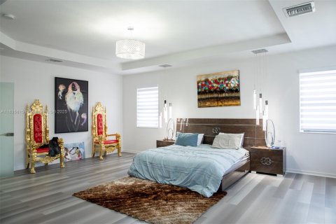 Casa en alquiler en Homestead, Florida, 5 dormitorios, 310.29 m2 № 1958580 - foto 23