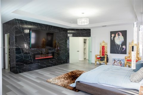 Casa en alquiler en Homestead, Florida, 5 dormitorios, 310.29 m2 № 1958580 - foto 24